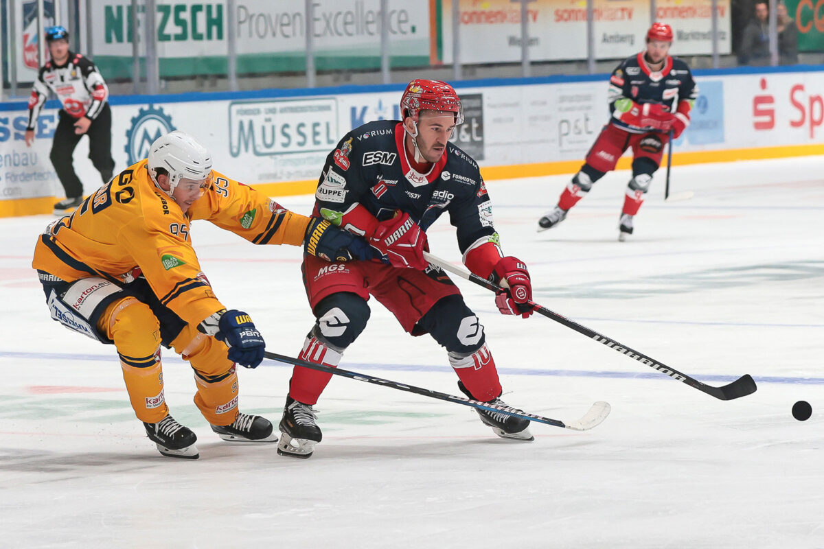 Derbyzeit in der NETZSCH-Arena