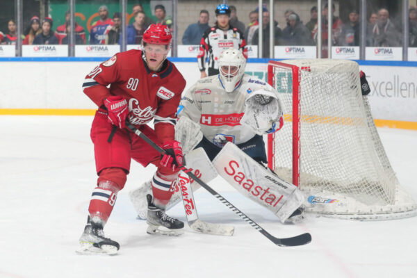 -90- Jan Hammerbauer (Selber Woelfe), -97- Ilya Andryukhov (Goalie Heilbronner Falken), DEL 2 - PD S6 Selber Wölfe - Heilbronner Falken, Selb, Netzsch-Arena, 26.03.23