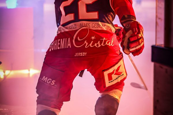 20251125 sel scr web 007