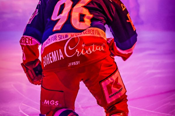 20251125 sel scr web 008