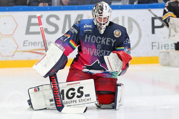 20251212 sel evf web 005