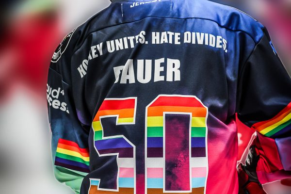 20251212 sel evf web 008