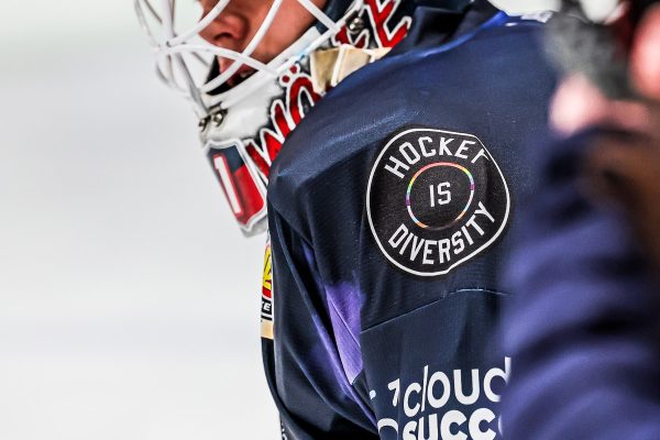 20251212 sel evf web 009