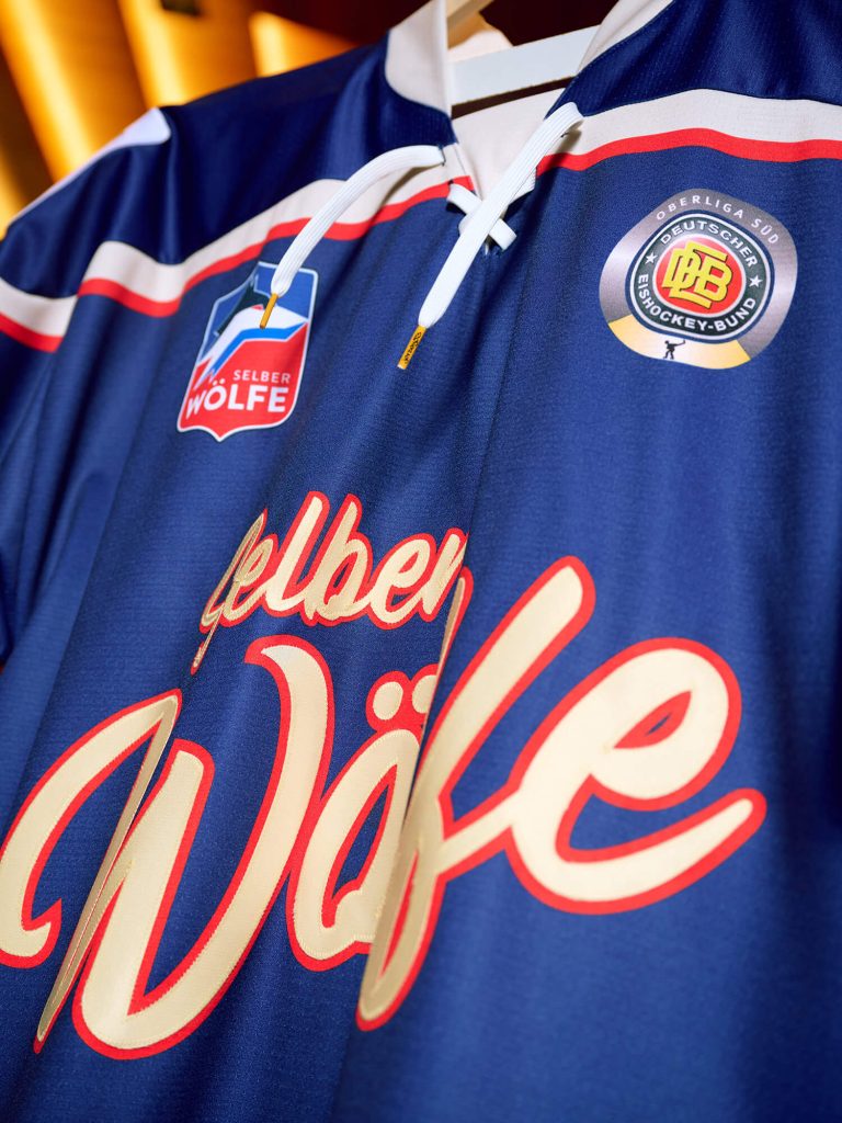 260205 sel trikot playoff 88109 shop teaser