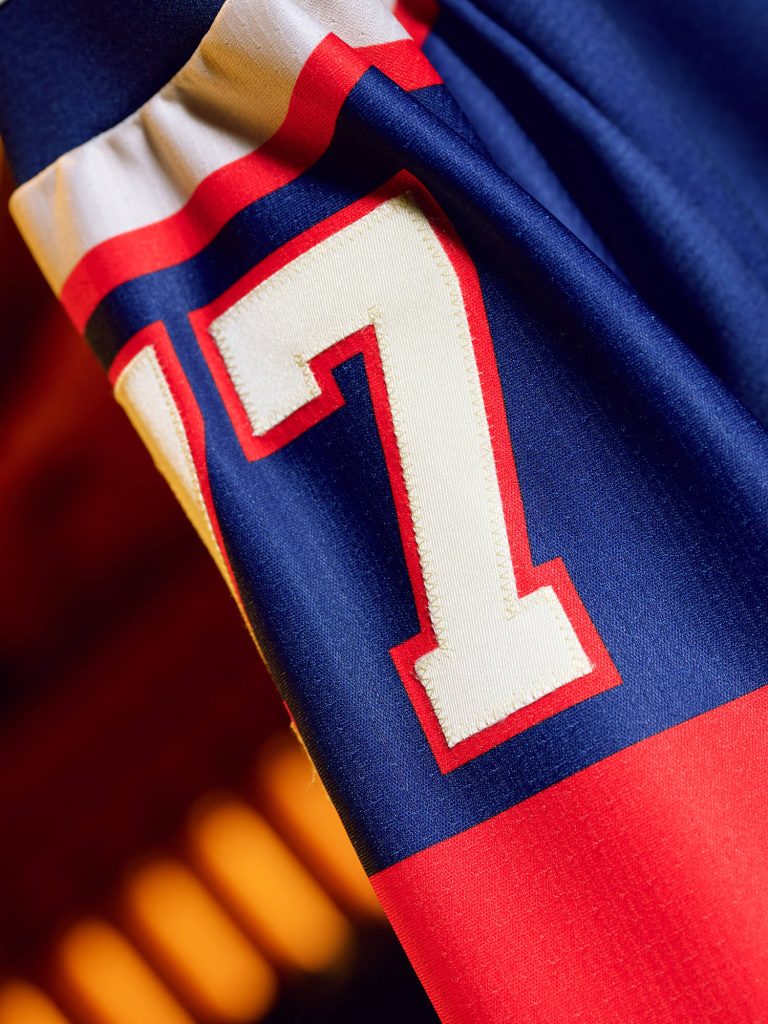 260205 sel trikot playoff 88117 shop teaser